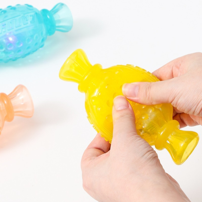 강아지용 씹는 장난감, 소리가 나는 캔디 모양, 튼튼한 - Interactive Squeaky Plush Dog Toy 리뷰 및 가격